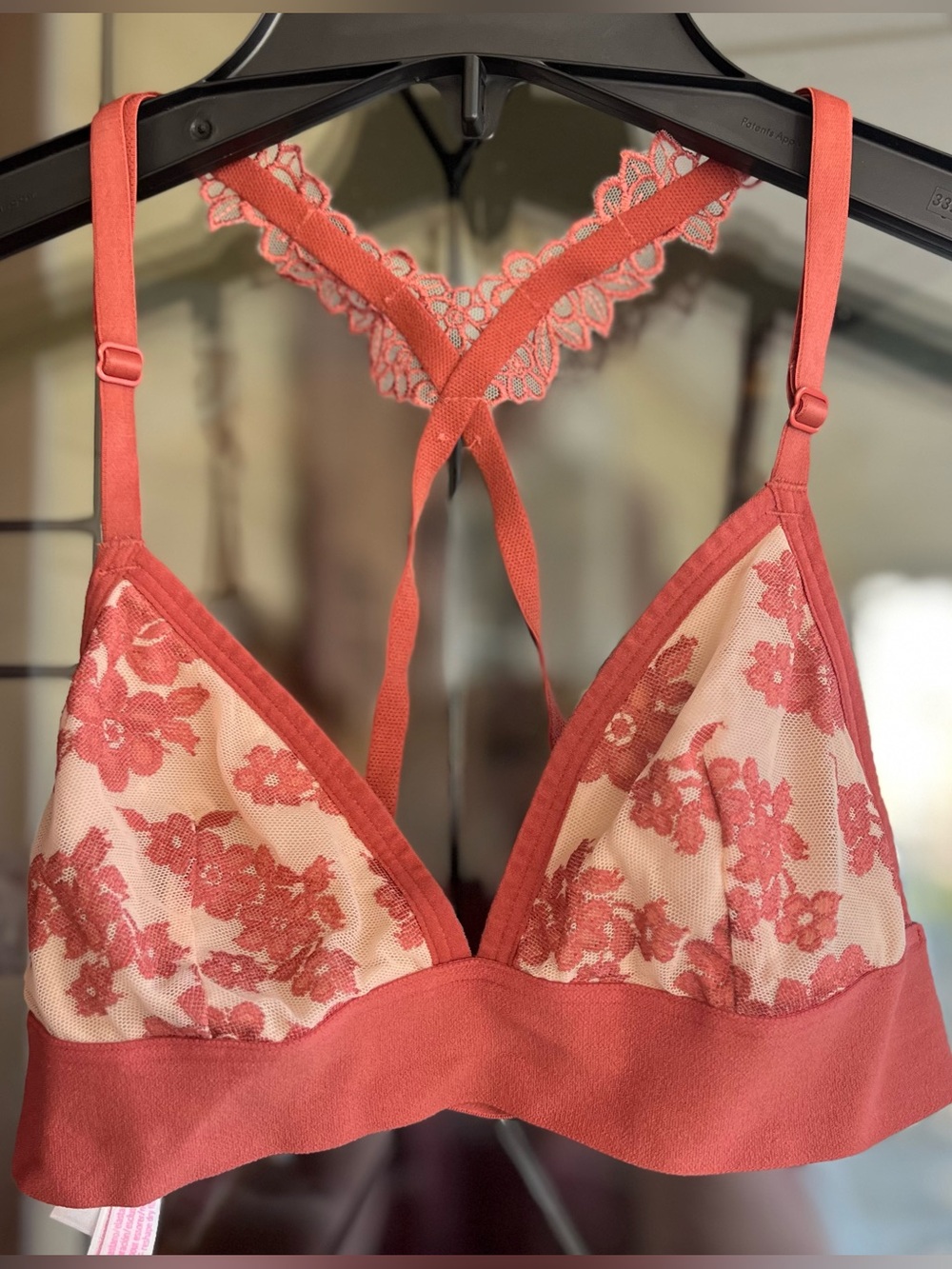 Victorias Secret PINK Floral Lace Triangle Bralette, Size M